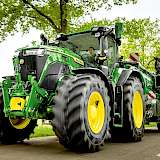 Neuer 6R-Traktor von John Deere