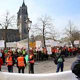 Rund 500 Lohnunternehmer, Landwirte, Waldbesitzer und Jäger demonstrierten auf dem Magdeburger Domplatz. Foto: Bettina Koch